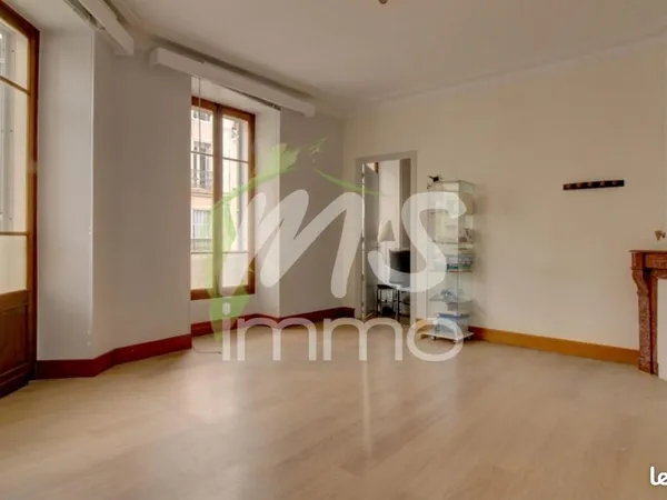 Appartement 4 pièces 115 m²