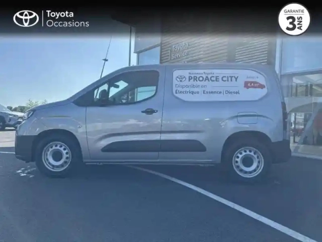 Toyota Proace city electric medium 50 kwh dynamic — photo 3