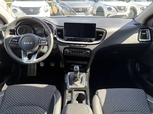 Kia Xceed 1.5 t-gdi 140 ch bvm6 — photo 20