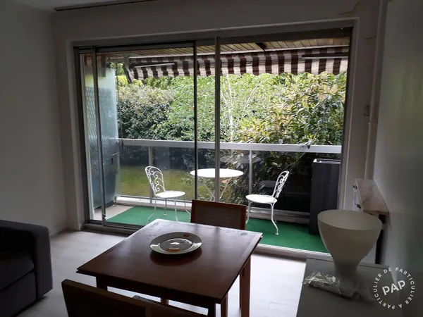 Studio 1 pièce 27 m²