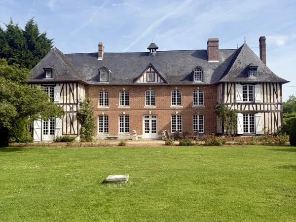 Propriété de Caractère du XVIIème Siècle Un Havre de Paix Norm