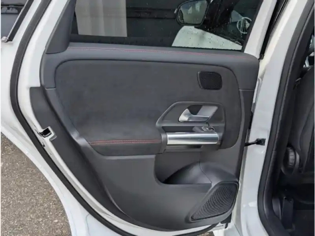 Mercedes Classe B 200 d — photo 19
