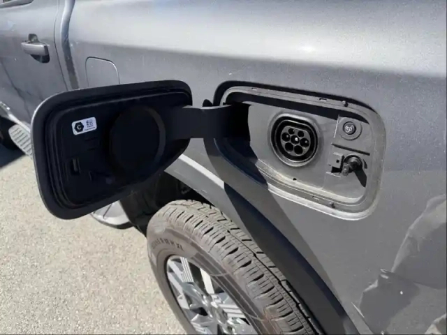 Ford Ranger 2.3 ecoboost gtdi 281ch stop&amp;start double cabine wildtrak 4x4 bva10 — photo 9