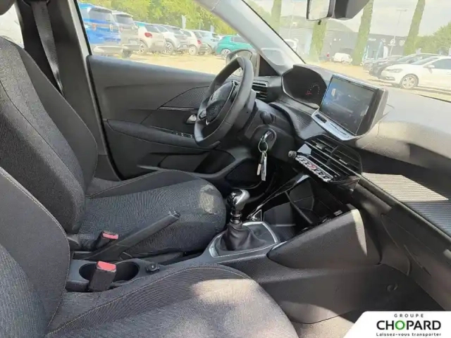 Peugeot 208 100 s&amp;s bvm6 — photo 13