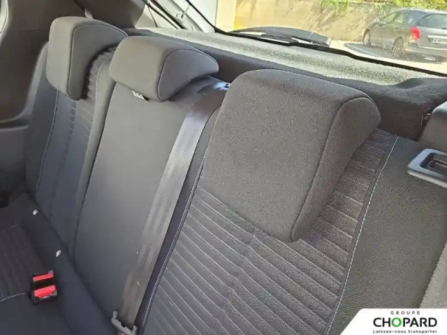 Peugeot 208 puretech 75 s&amp;s bvm5 — photo 19