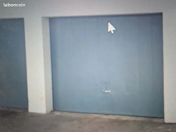 Garage 23 m² Annecy Les Romains