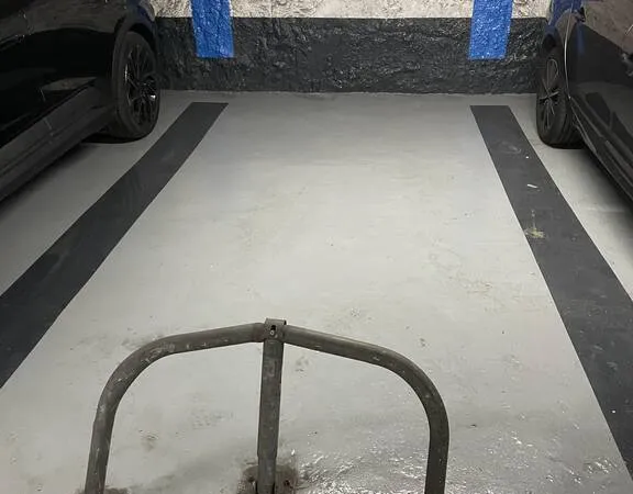 Garage/Parking