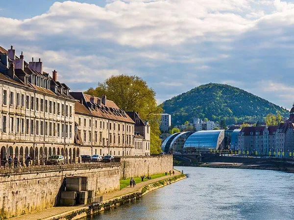 Hôtellerie et restauration Vente Besançon   249000€