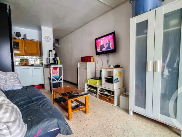 Studio 1 pièce 25 m²