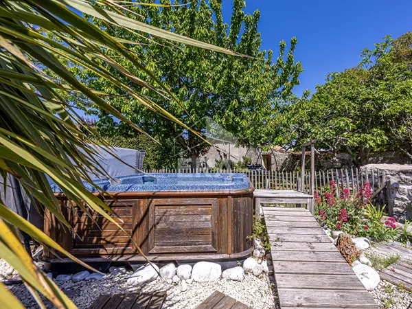 Maison 9 pièces 210 m²