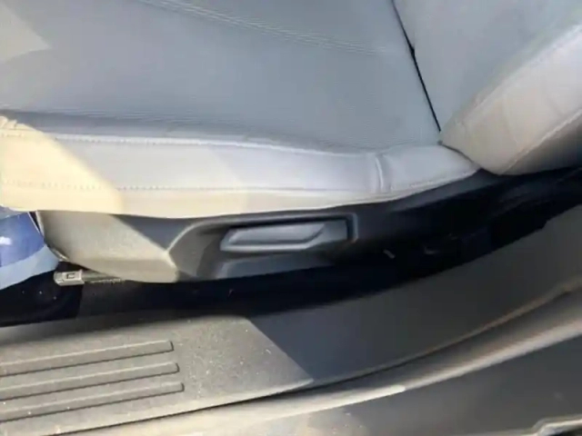 Ds Ds 3 crossback bluehdi 130ch grand chic automatique 126g — photo 12