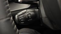 Peugeot 2008 1.5 BlueHDi 130ch S&S Allure Pack EAT8 — photo 30