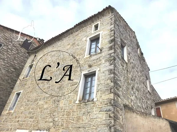 Maison 8 pièces 150 m²