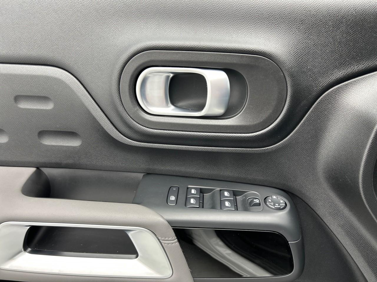 Citroën C5 Aircross hybride rechargeable 225 s&s e-eat8 feel — photo 31