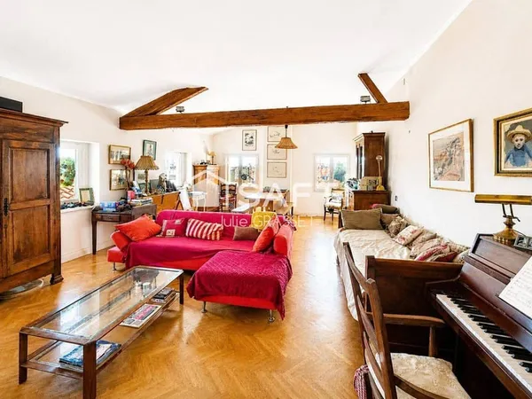 Appartement 4 pièces 129 m²
