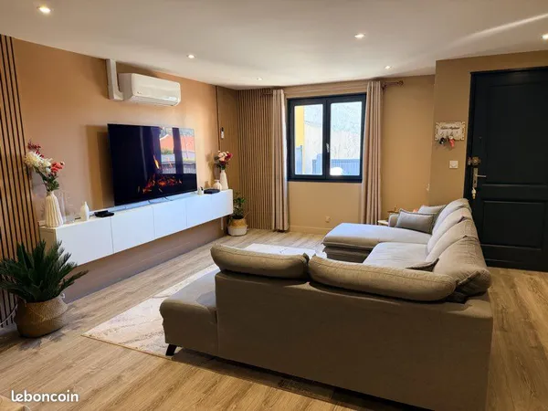 Ensemble immobilier proche centre ville