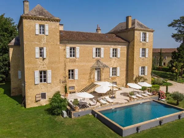 Château Enchanté au Coeur du Gascony