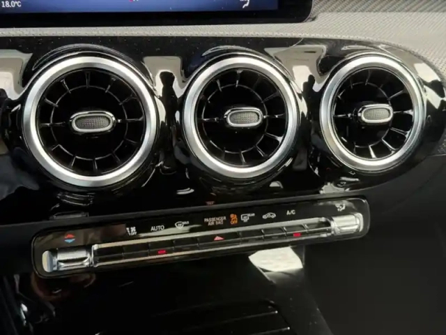 Mercedes Classe A 180 progressive line — photo 57