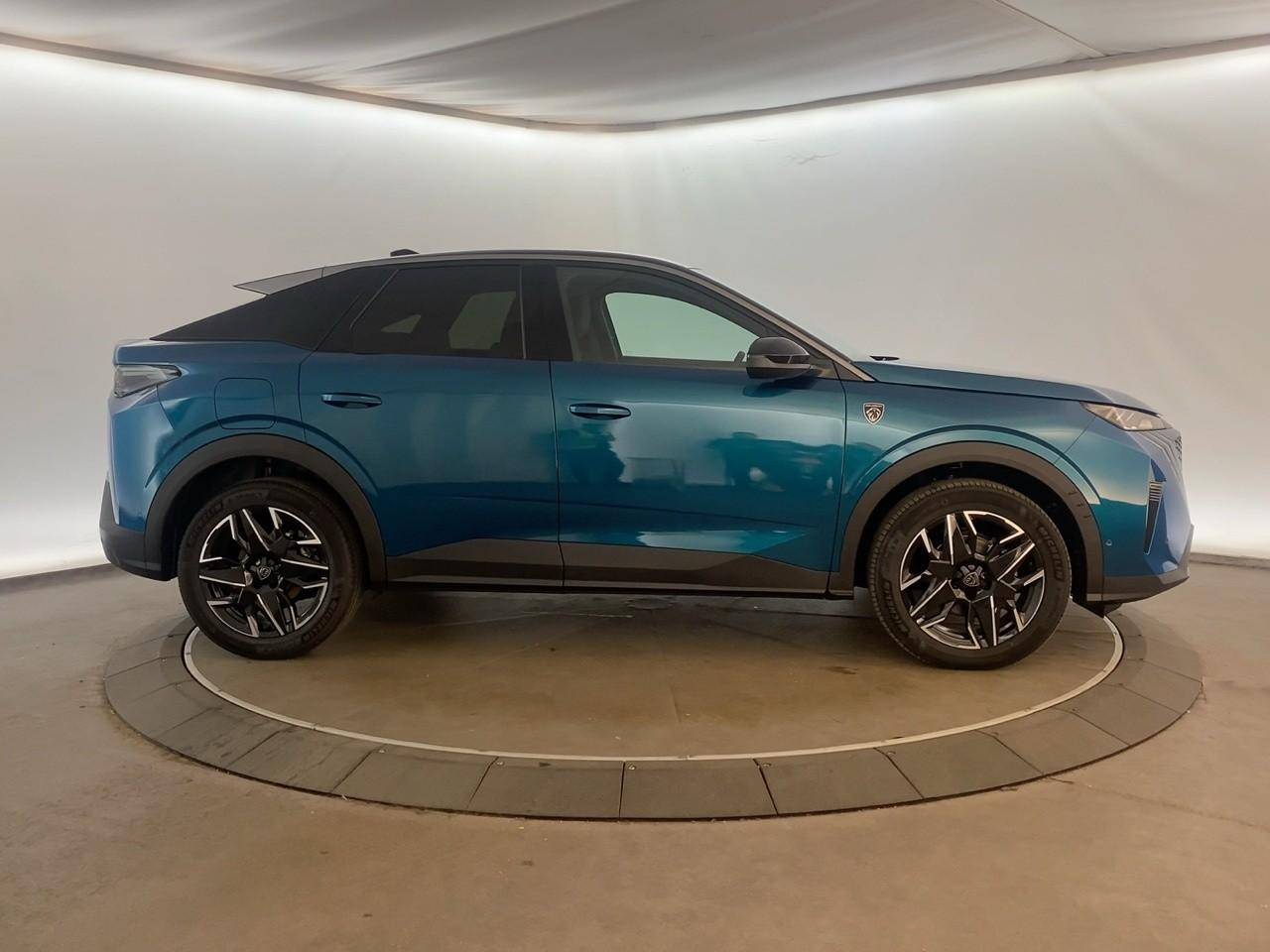Peugeot 3008 hybrid 145 e-dcs6 gt — photo 4