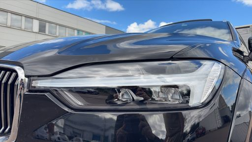 Volvo XC60 2.0 T6 340 AWD BVA - Inscription Luxe – 2021 – 92000 km – Hybride rechargeable – Boîte Automatique — photo 4
