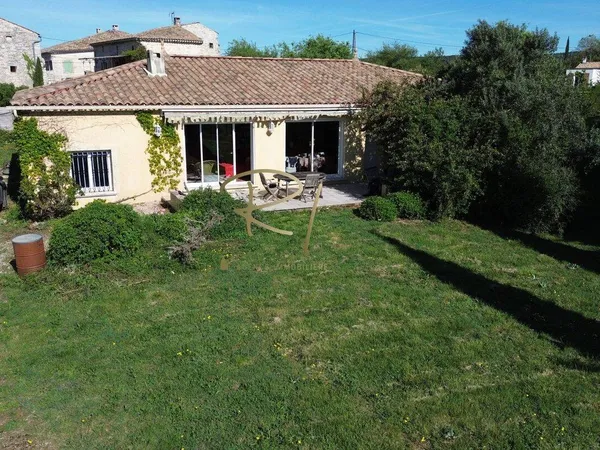 Maison de plain-pied 6 pièces 133 m²