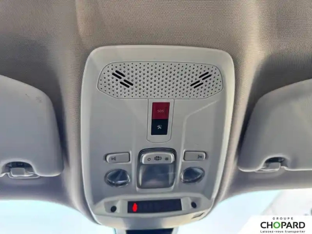 Peugeot 2008 electrique 136 ch — photo 18