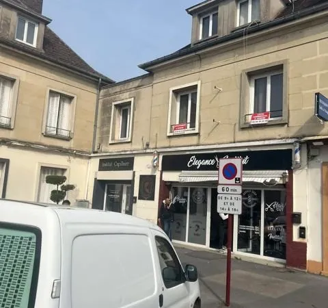 Nouveau prix Immeuble de rapport centre-ville 4 lots proche 10% rentabilité Pont Sainte Maxence