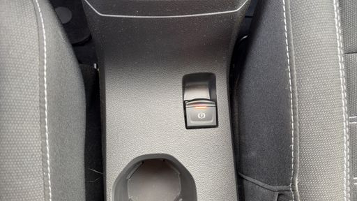 Dacia Sandero TCE 90 auto - Journey – 2025 – 2828 km – Essence – Boîte Automatique — photo 25