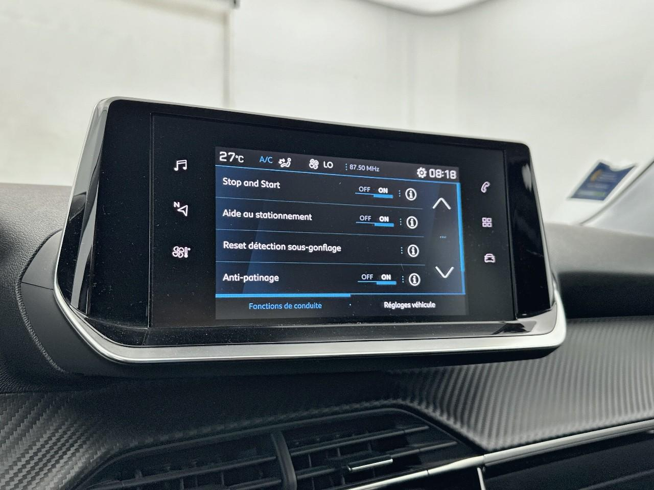 Peugeot 2008 puretech 130 s&s eat8 style — photo 23