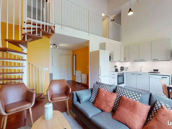 Appartement 7 pièces 136 m²