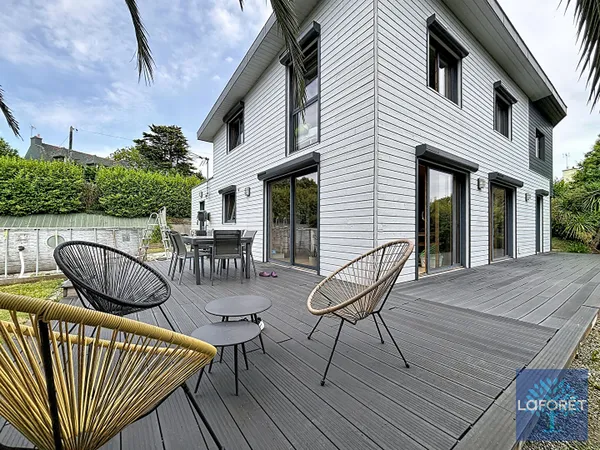 Maison 8 pièces 169 m²