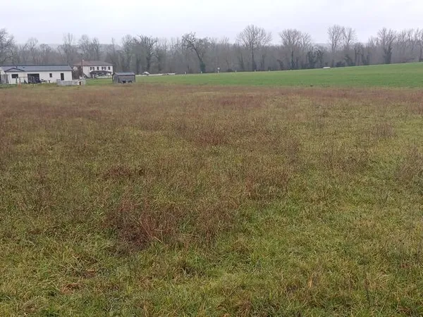 Terrain plat constructible