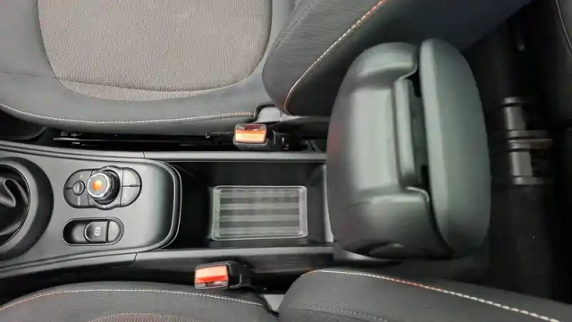 Mini Mini countryman 136 ch — photo 29