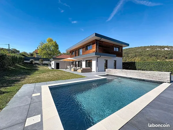 Maison 6 pièces 153 m²