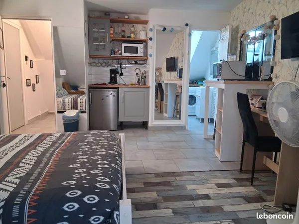Studios meublés tout confort, calme, jardin & parking privé