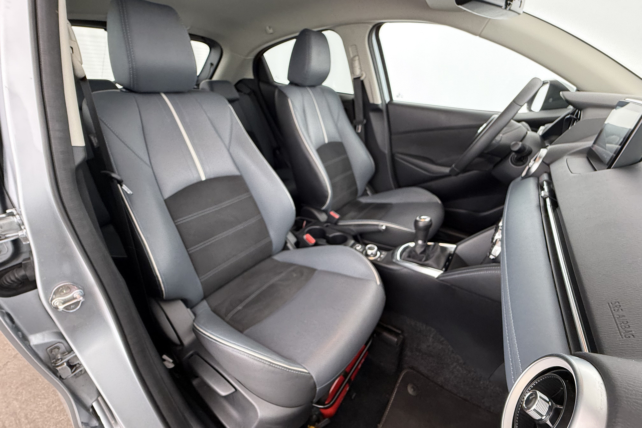Mazda Mazda 2 — photo 14