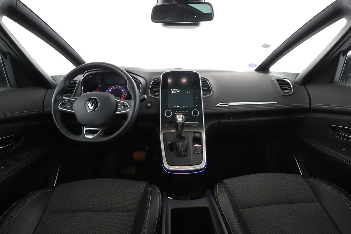 Renault Grand Scenic 1.3 TCe Techno EDC — photo 11