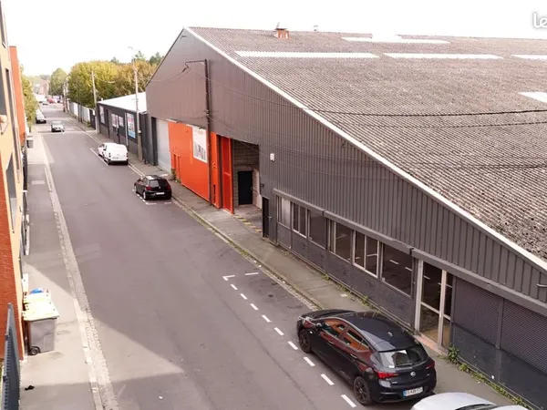 Local commercial 140 m²