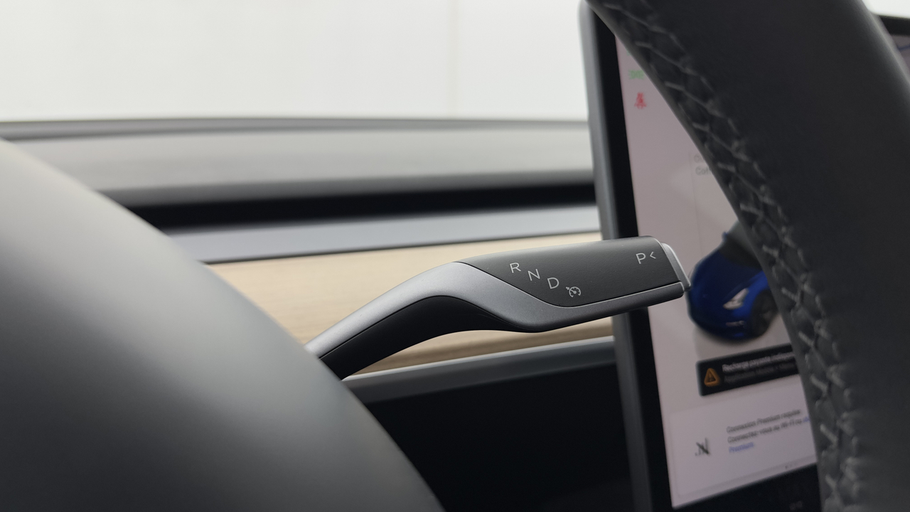 Tesla MODEL 3 Autonomie Standard Plus RWD — photo 17