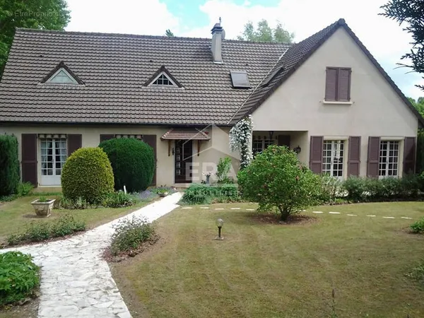 20064 - Maison spacieuse située sur l'axe Soissons / Laon