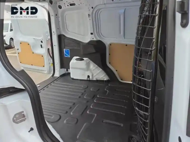 Ford Transit Courier 1.5 tdci 100ch stop&amp;start trend business — photo 10
