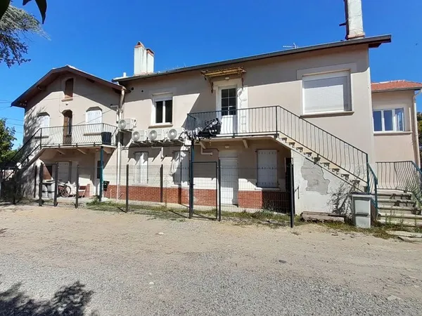 Parking 58 m² Le Vernet