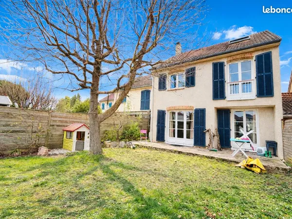 Maison 7 pièces 135 m²