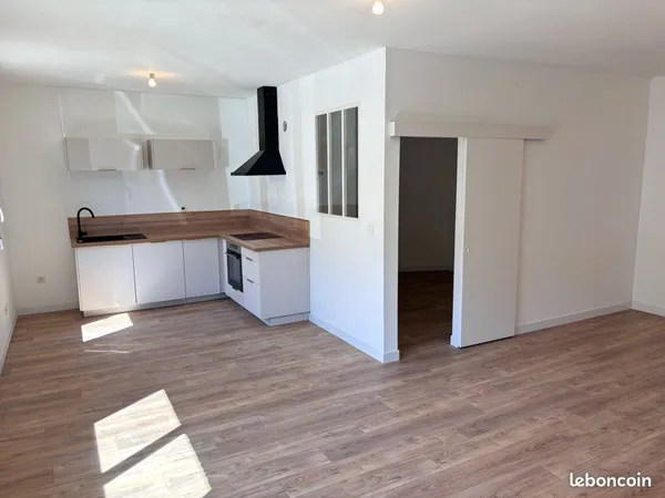 Appartement 86m2 T3 - Centre ville Lens