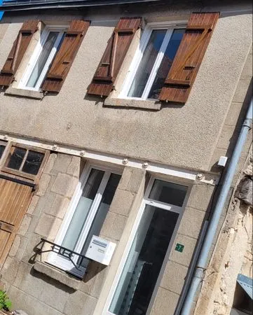 Joli Maison F3bis refaite à neuf centre Dun