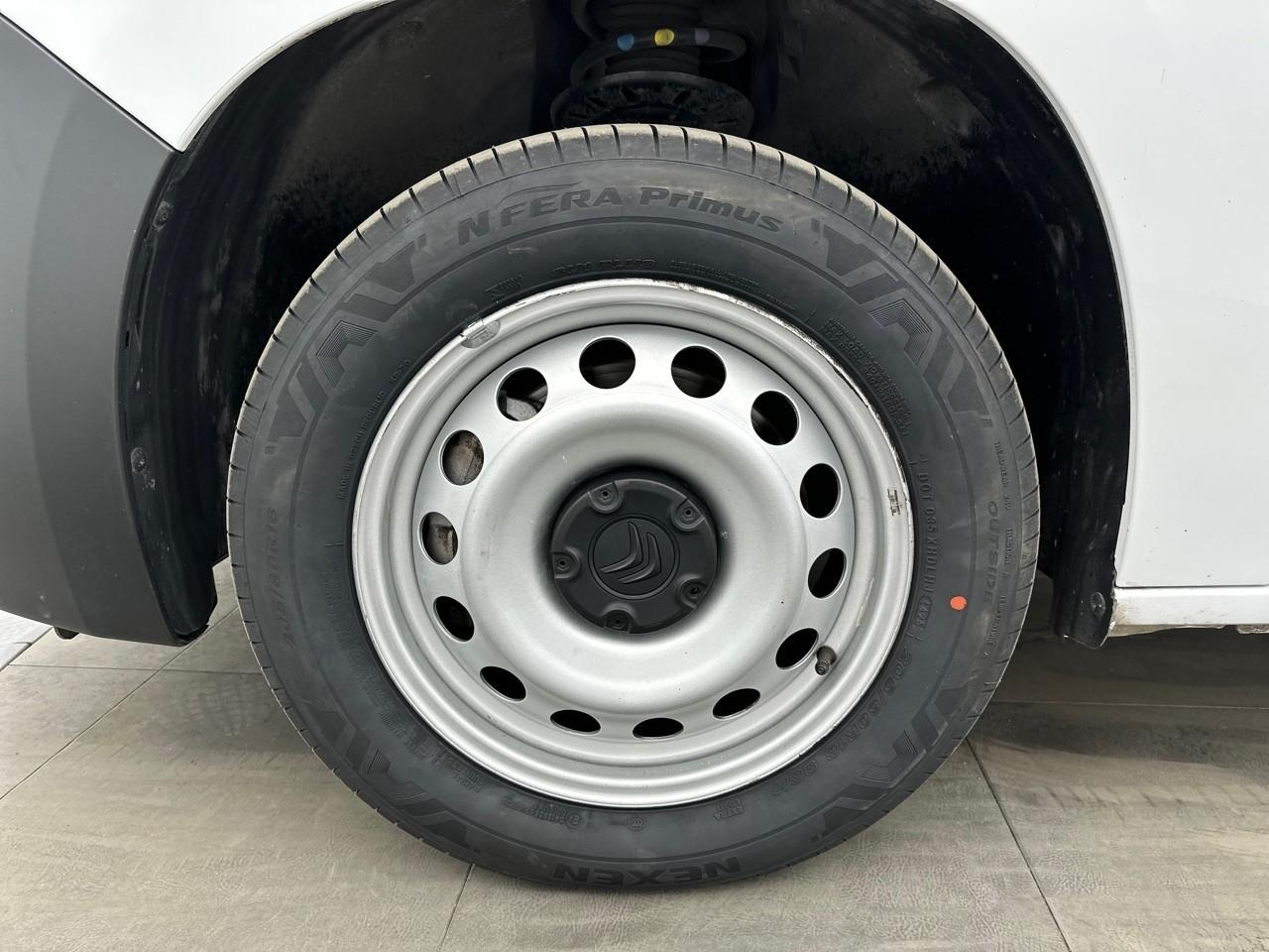 Citroën Berlingo van m 650 bluehdi 130 s&s eat8 — photo 14