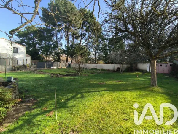 Terrain 453 m²