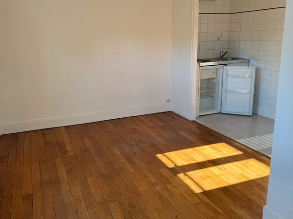 F2 rue Métin à Besançon