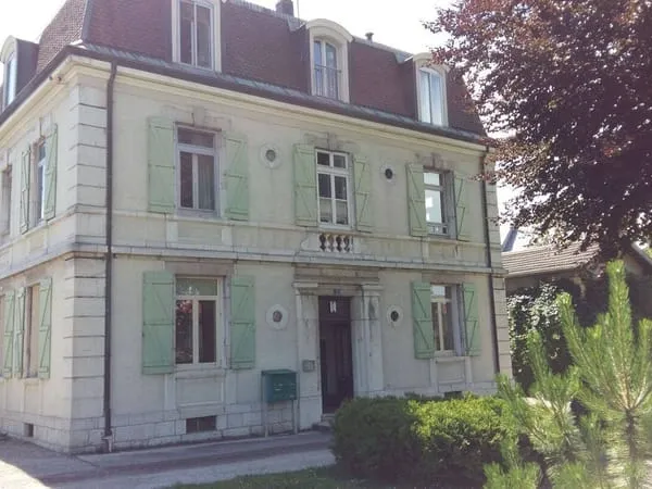 Bureau 50 m²
