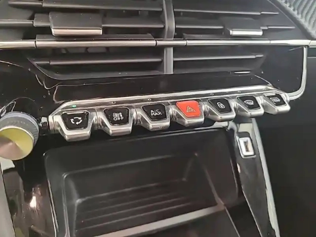 Peugeot 208 puretech 100 s&amp;s bvm6 — photo 51